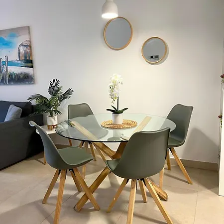 Luxury & Style In Marina Real Apartment