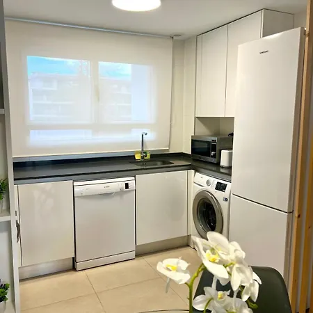 Luxury & Style In Marina Real Apartment