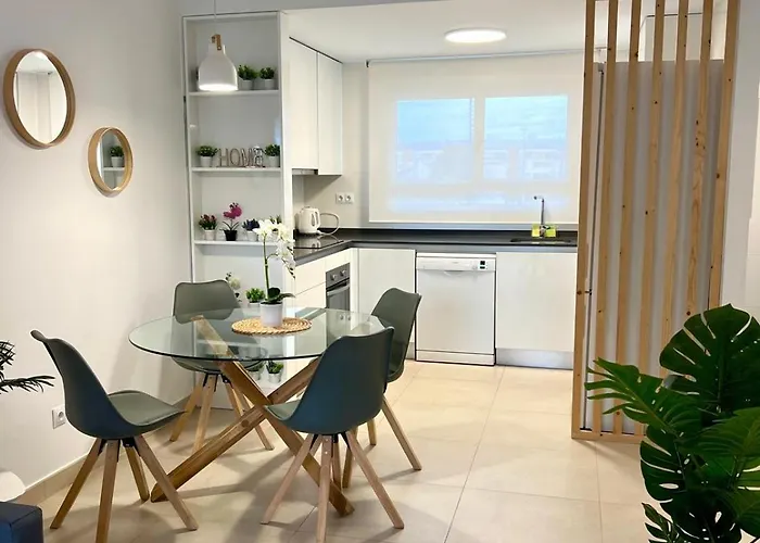 Marina Real - Vive El Estilo Y El Encanto Del Mediterraneo Апартаменти *