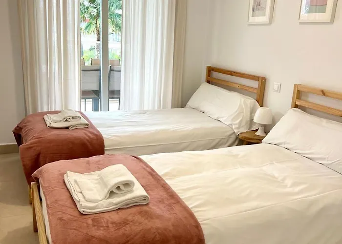 Marina Real - Vive El Estilo Y El Encanto Del Mediterraneo